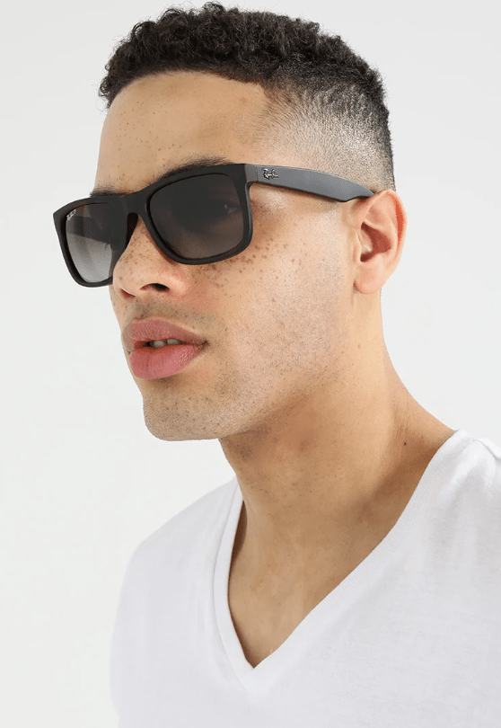 Ray Ban Justin RB4165 Matte Black Gris Degradado Polarizadas - Imagen 2