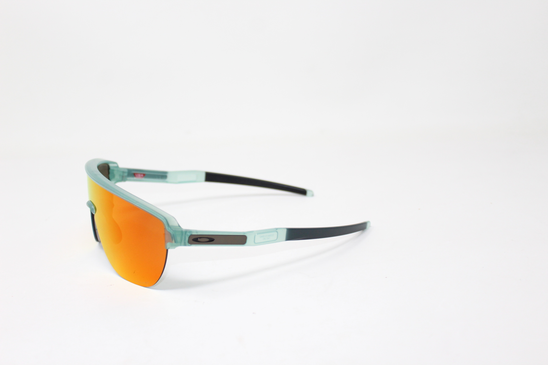 Oakley-Corridor-SQ-Matte-Trans-Jade-Prizm-Ruby-Eyewearlocker-Oakley-Ecuador-1