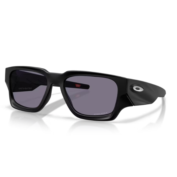Oakley-Instagator-Matte- Black-Prizm-Grey-Eyewearlocker-Oakley-Ecuador-1