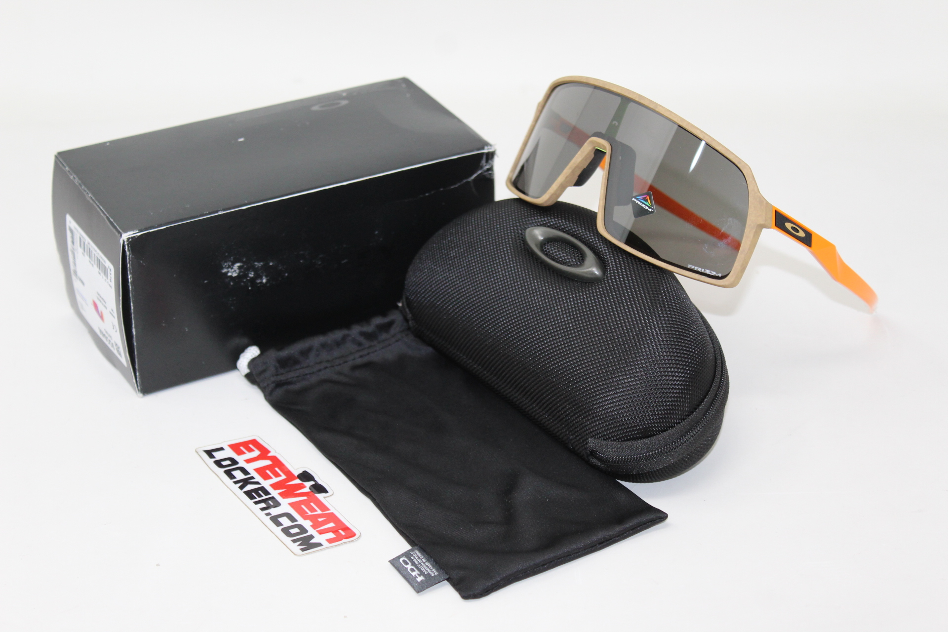 Oakley-Sutro-Custom-Matte-Stone-Desert-Prizm-Black-Eyewearlocker-Oakley-Euador-1