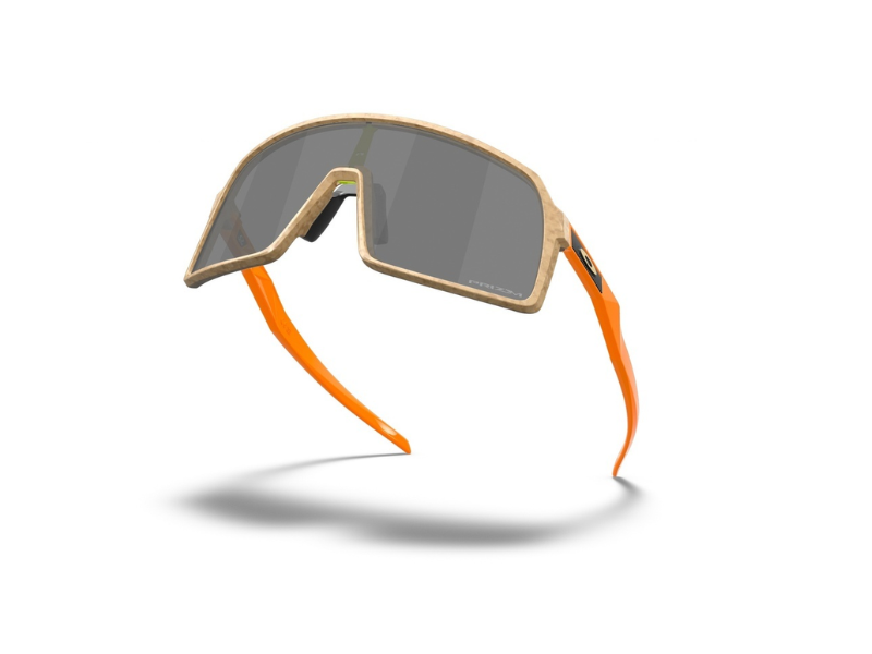 Oakley-Sutro- Custom-Matte- Stone-Desert- Prizm-Black-Eyewearlocker-Oakley-Euador-3