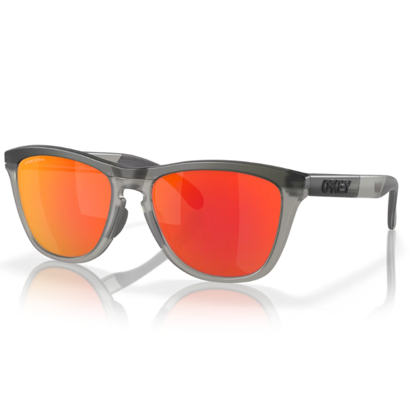 Oakley-Frogskins- Range-Matte-Grey:Smoke-Prizm- Ruby-Eyewearlocker-Oakley-Ecuador-1