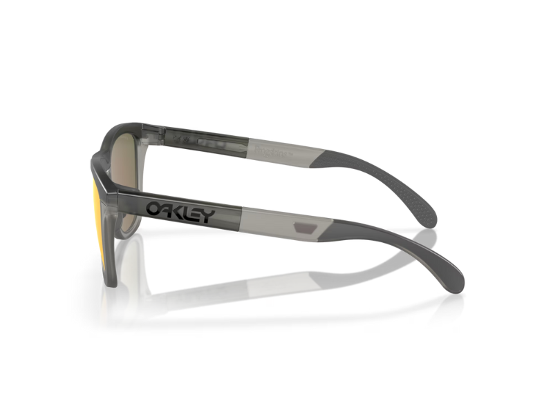 Oakley-Frogskins- Range-Matte-Grey:Smoke-Prizm- Ruby-Eyewearlocker-Oakley-Ecuador-2