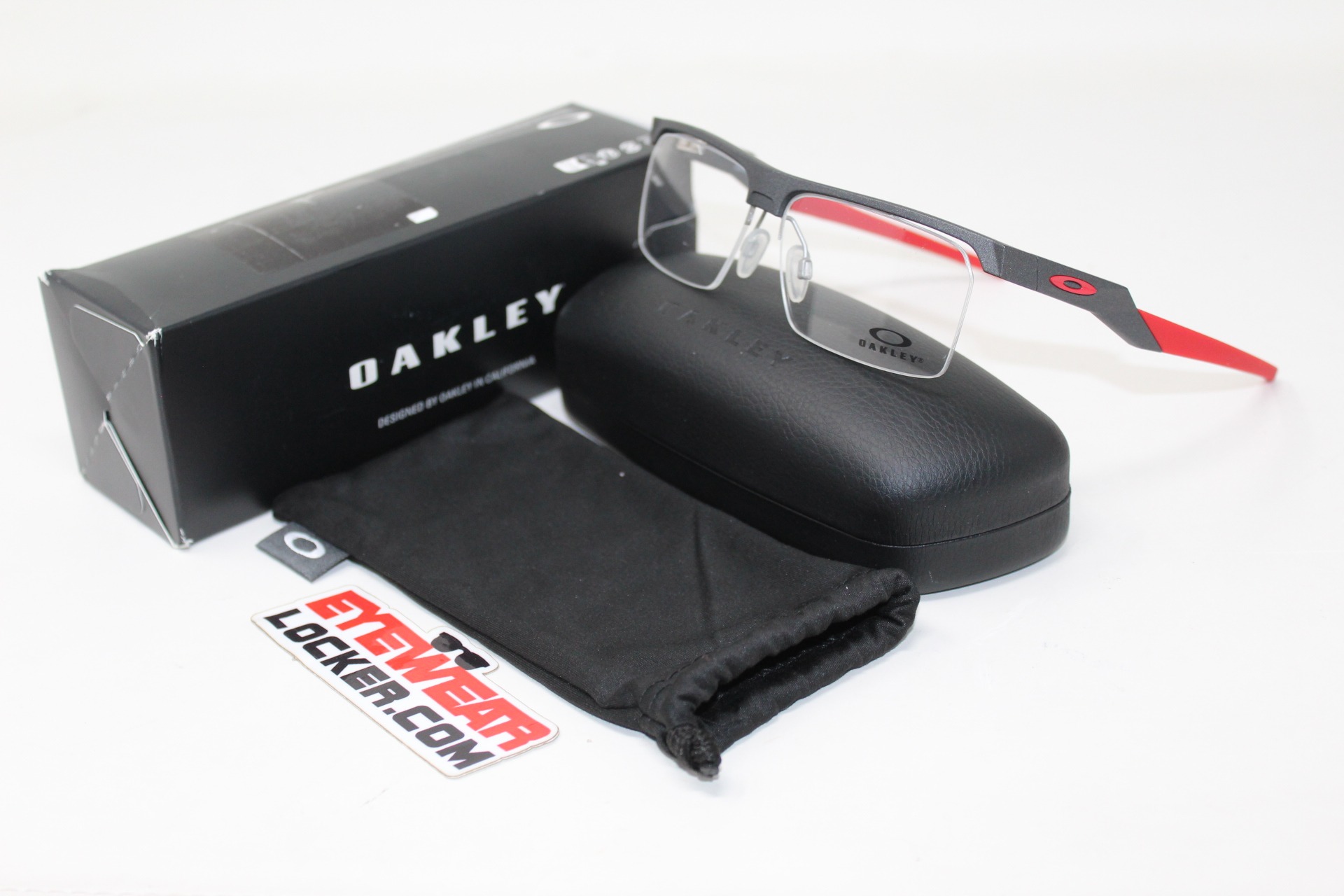 Armazón-Oakley-Coupler-Satin- Light-Steel-Eyewearlocker-Ecuador-1