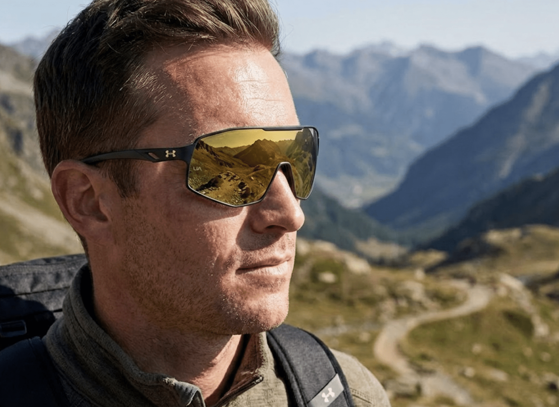 Under-Armour- Gameday-Metal- Gold-Eyewearlocker-Under-armour-Ecuador-1