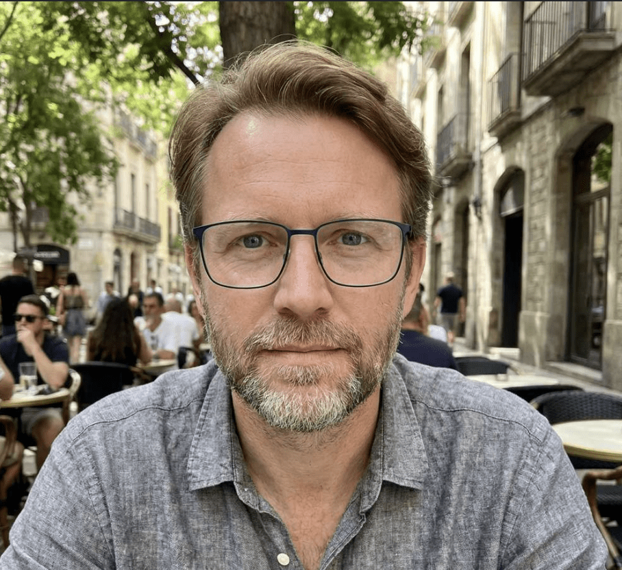 Carrera-8858-Titanio-Matte-Ruthenium-Eyewearlocker-Carrera-Ecuador-1