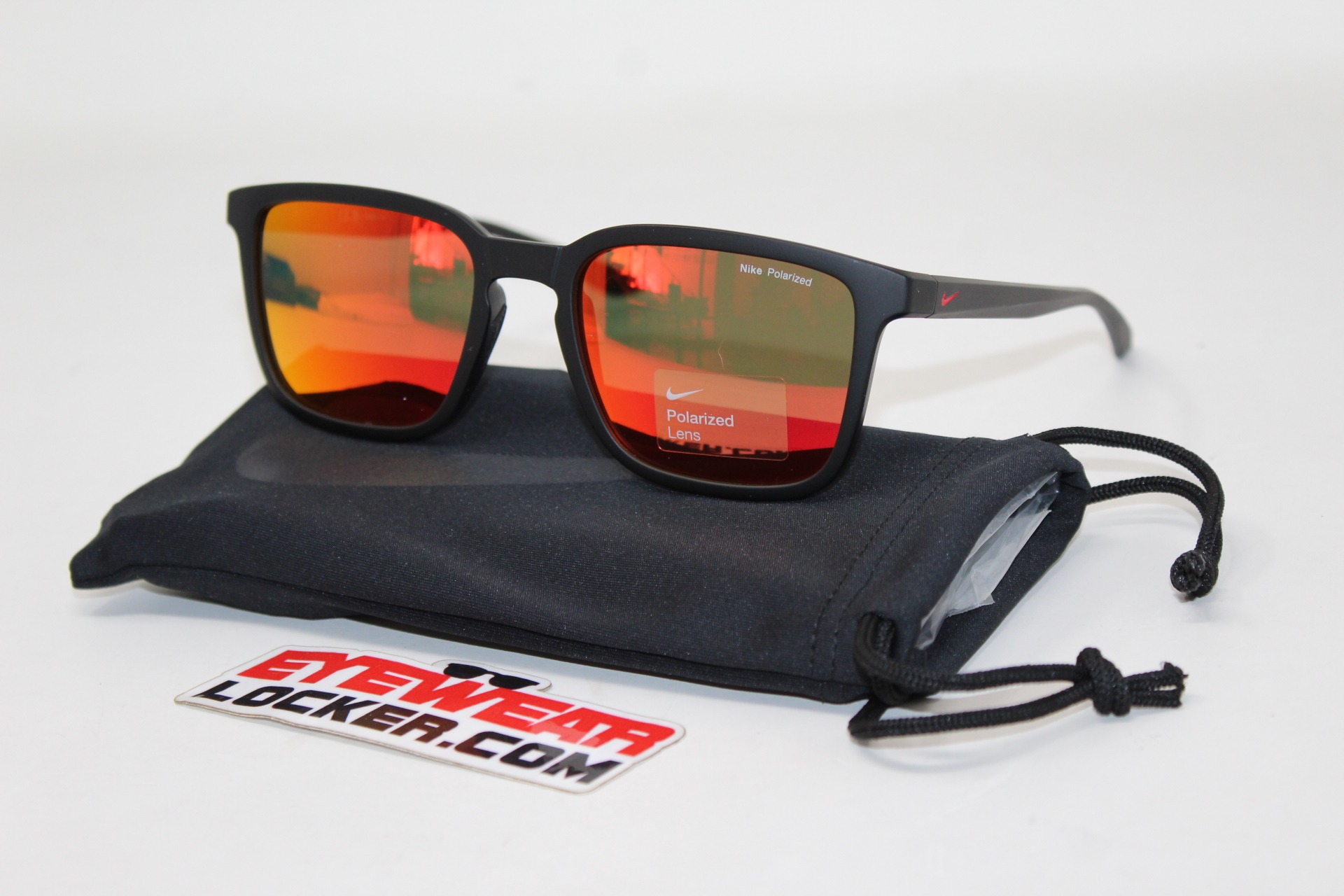 Nike-Circuit-Matte-Black-Red -Polarizadas-Eyewearlocker-Nike-Ecuador-1