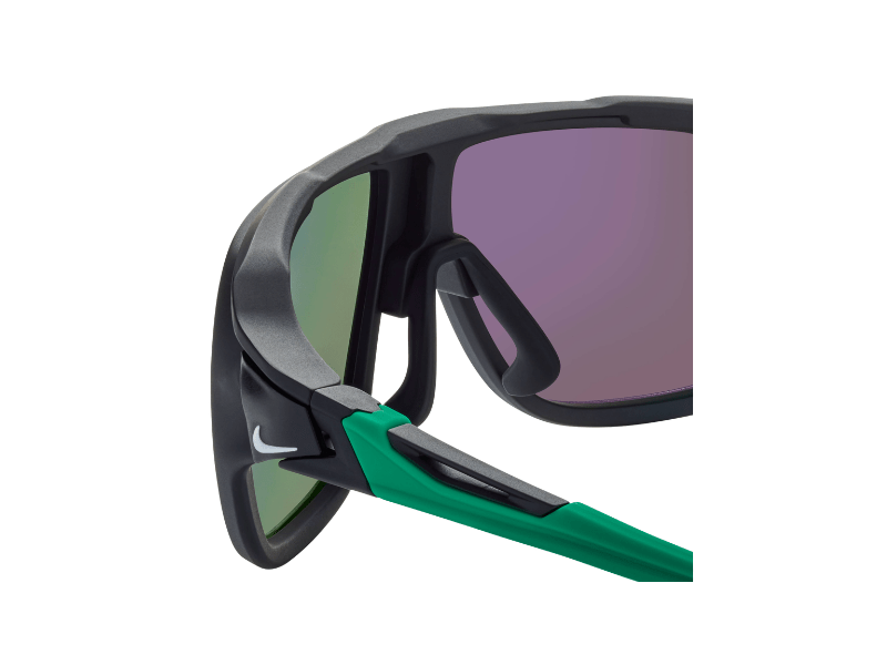 Nike-Flyfree-Soar- Matte-Black-Noir-Mat-con- lente Extra-Eyewearlocker-Nike-Ecuador-3